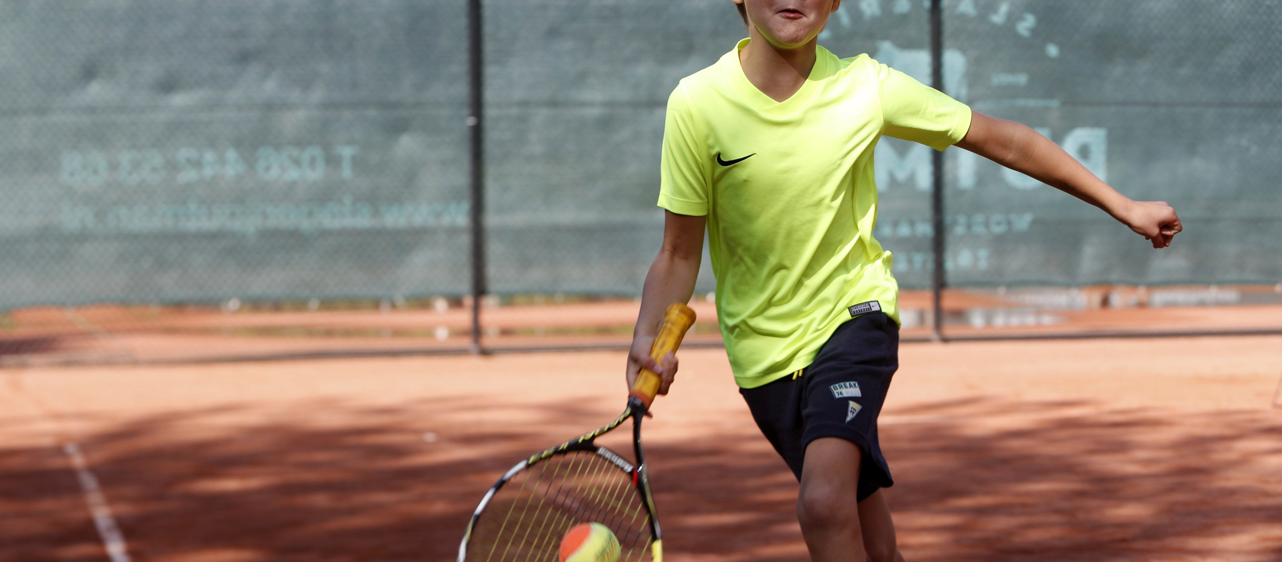 tenniskids oranje forehand (1)